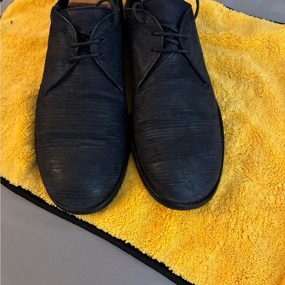 Elegant Black Men's Oxfords